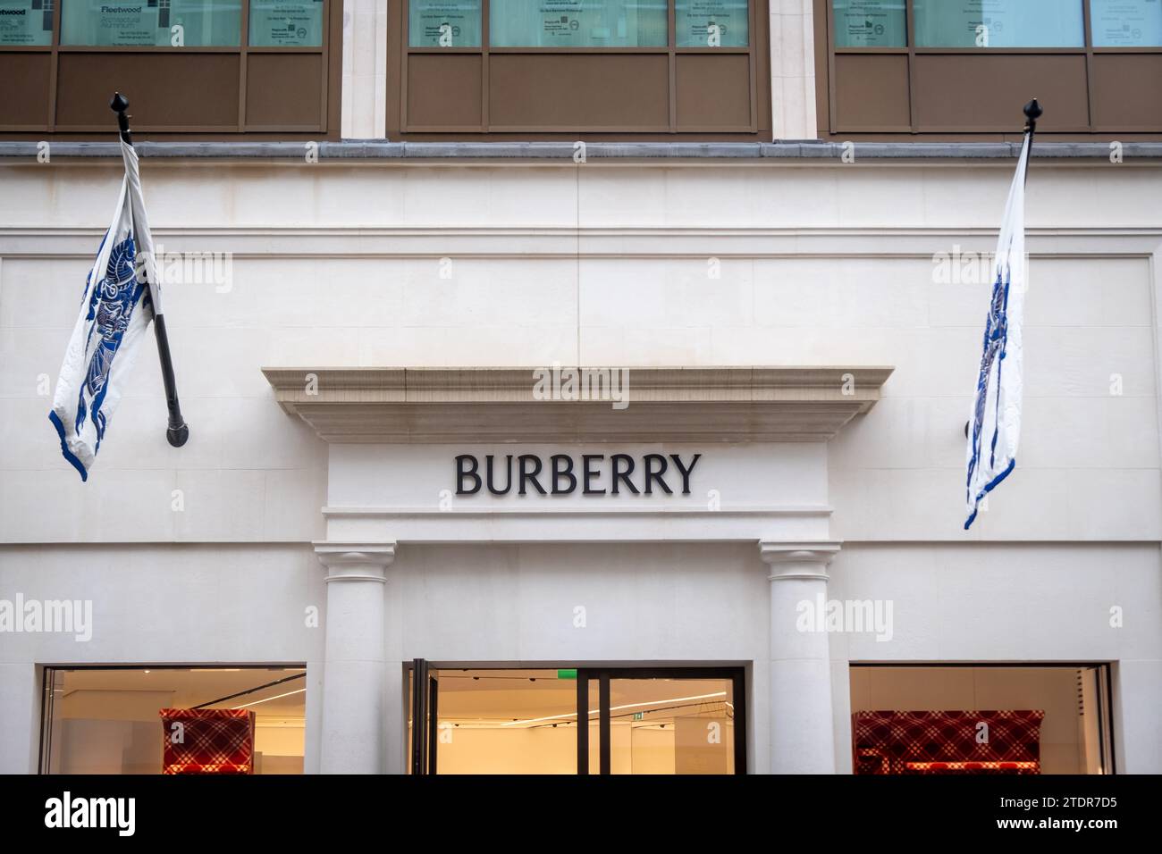 Burberry designer outlet london hot sale