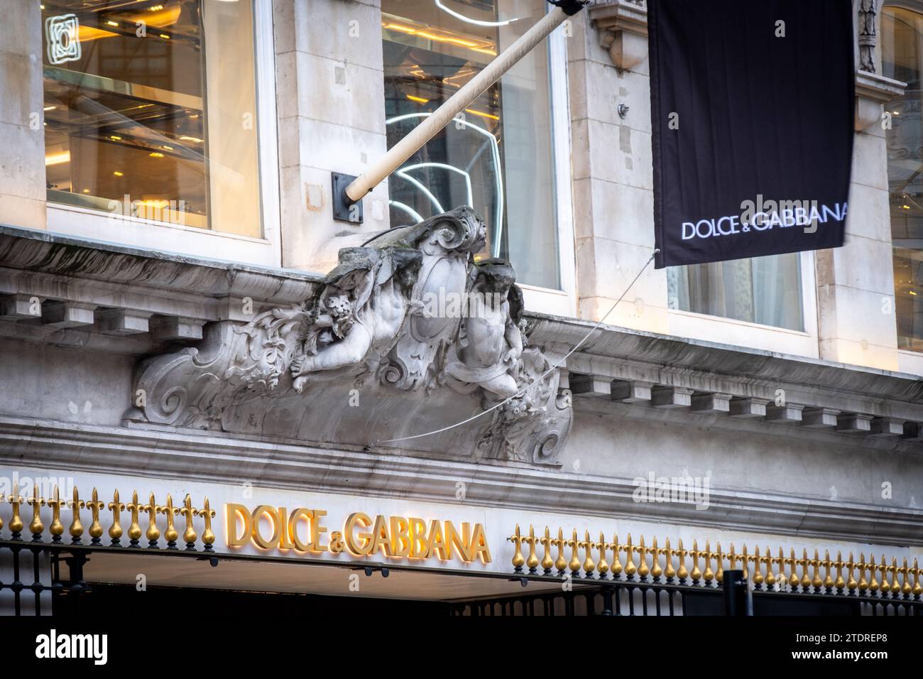Dolce gabbana high end hi res stock photography and images Alamy