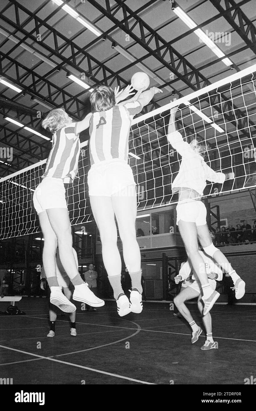 serfe-hvs-volleyball-20-12-1971-whizgle-news-from-the-past