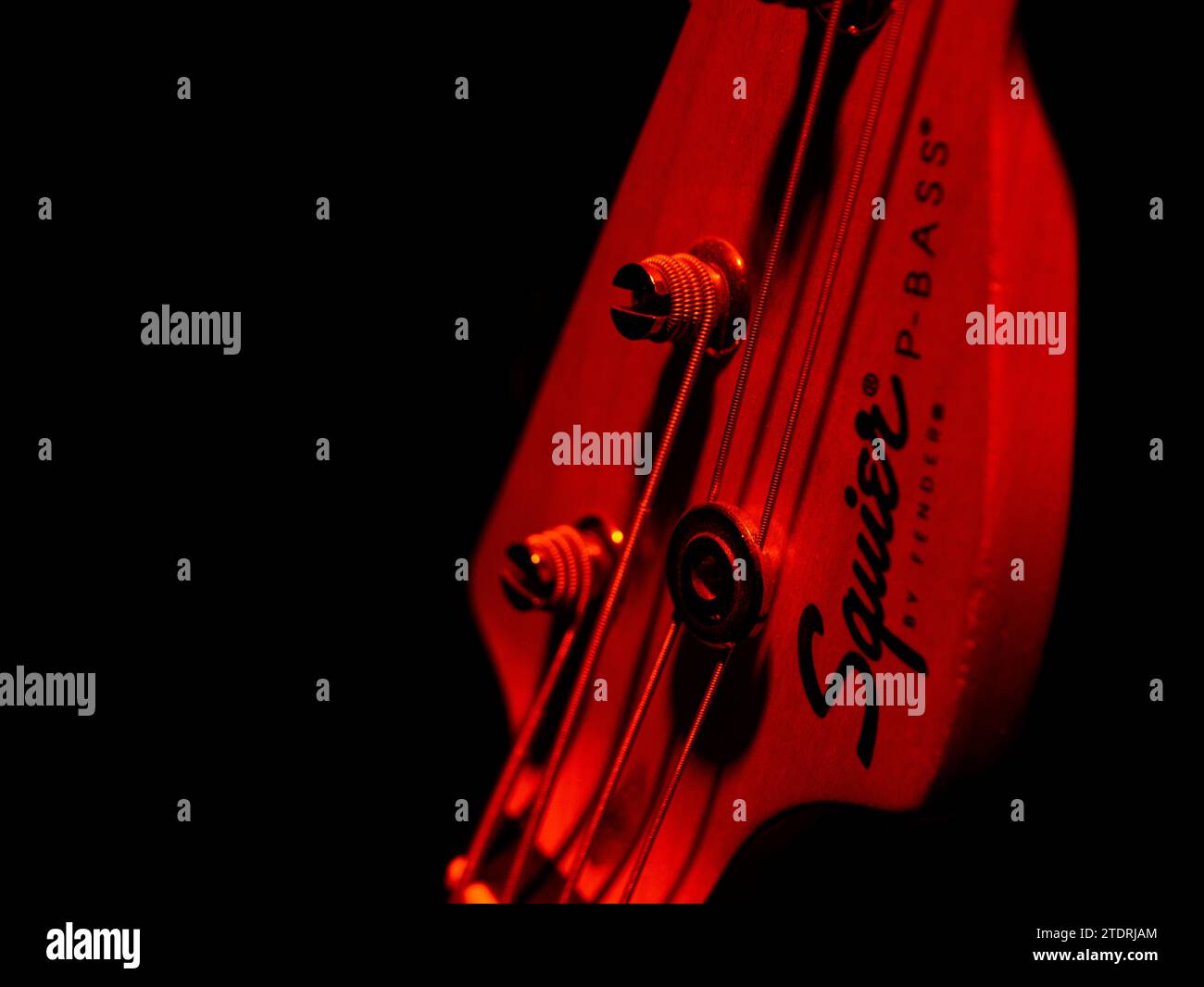 Fender p bass red hi-res stock photography and images - Alamy