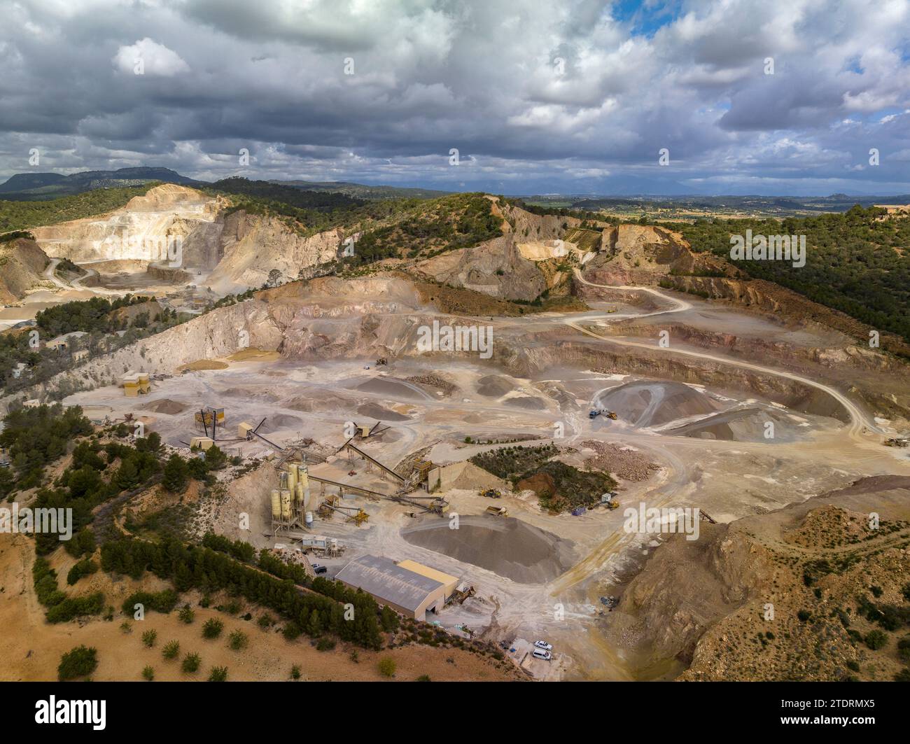 Aerial view of the Son Amat quarry, in the municipality of Porreres (Mallorca, Balearic Islands, Spain) ESP: Vista aérea de la cantera de Son Amat Stock Photo