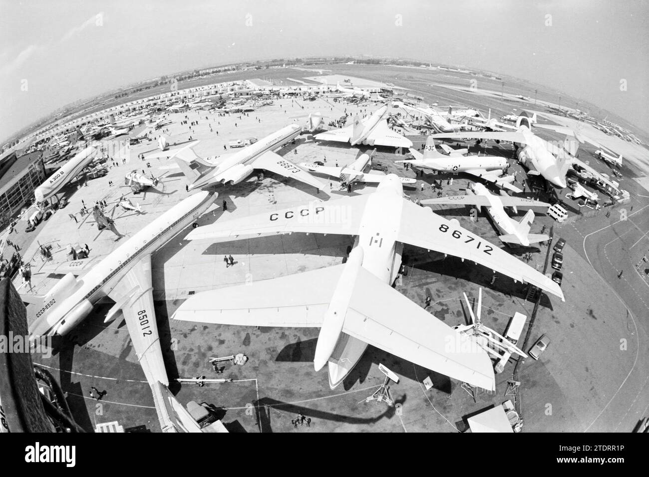 Aviation exhibition Paris, Exhibitions, 27-05-1971, Whizgle News from the Past, Tailored for the Future. Explore historical narratives, Dutch The Netherlands agency image with a modern perspective, bridging the gap between yesterday's events and tomorrow's insights. A timeless journey shaping the stories that shape our future Stock Photo