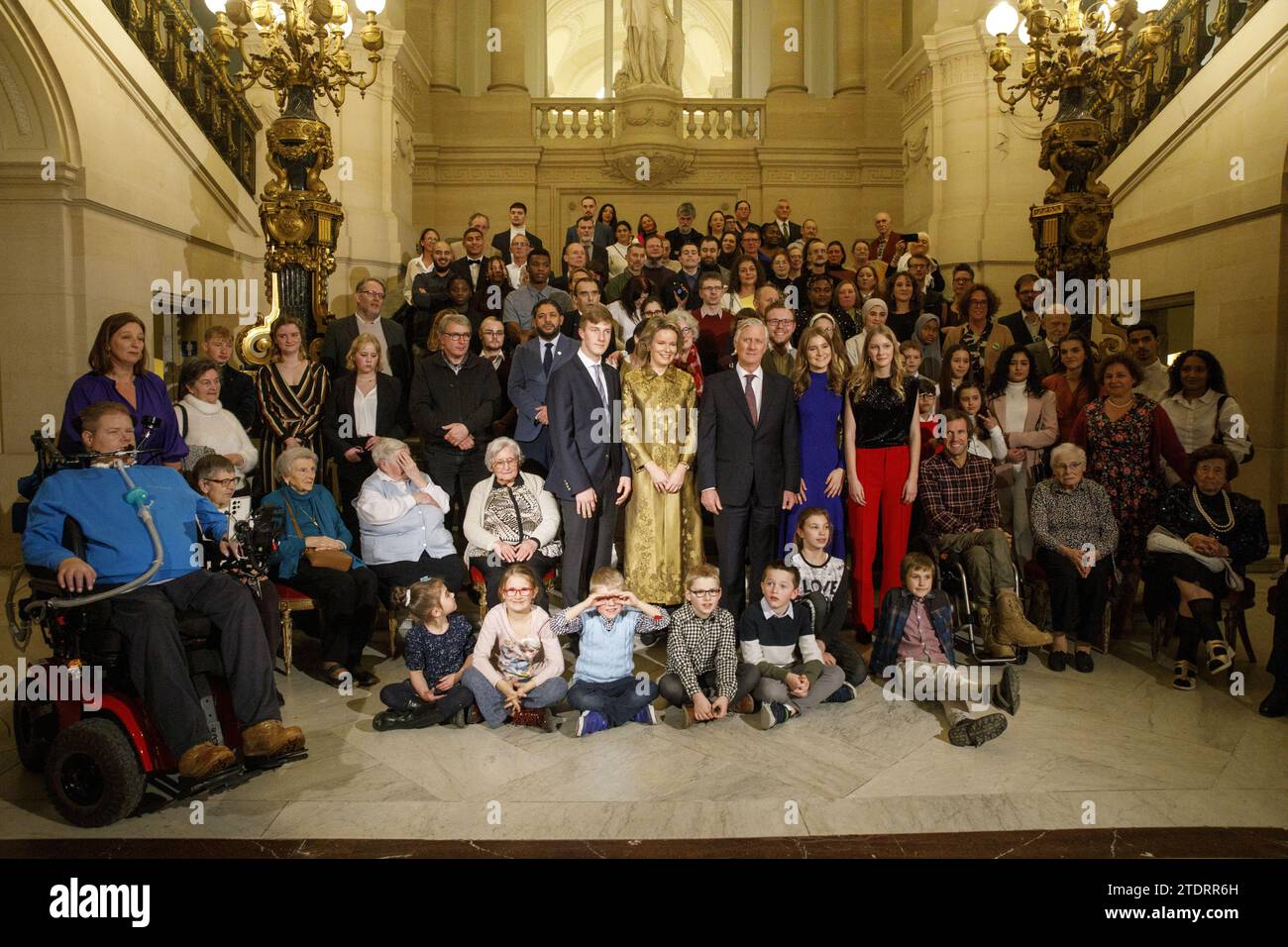 Brussels, Belgium. 19th Dec, 2023. Prince Emmanuel, Queen Mathilde of Belgium, King Philippe - Filip of Belgium, Crown Princess Elisabeth and Princess Eleonore pose for the photographer during a royal reception for citizens at the Royal Palace in Brussels, Tuesday 19 December 2023. BELGA PHOTO HATIM KAGHAT Credit: Belga News Agency/Alamy Live News Stock Photo