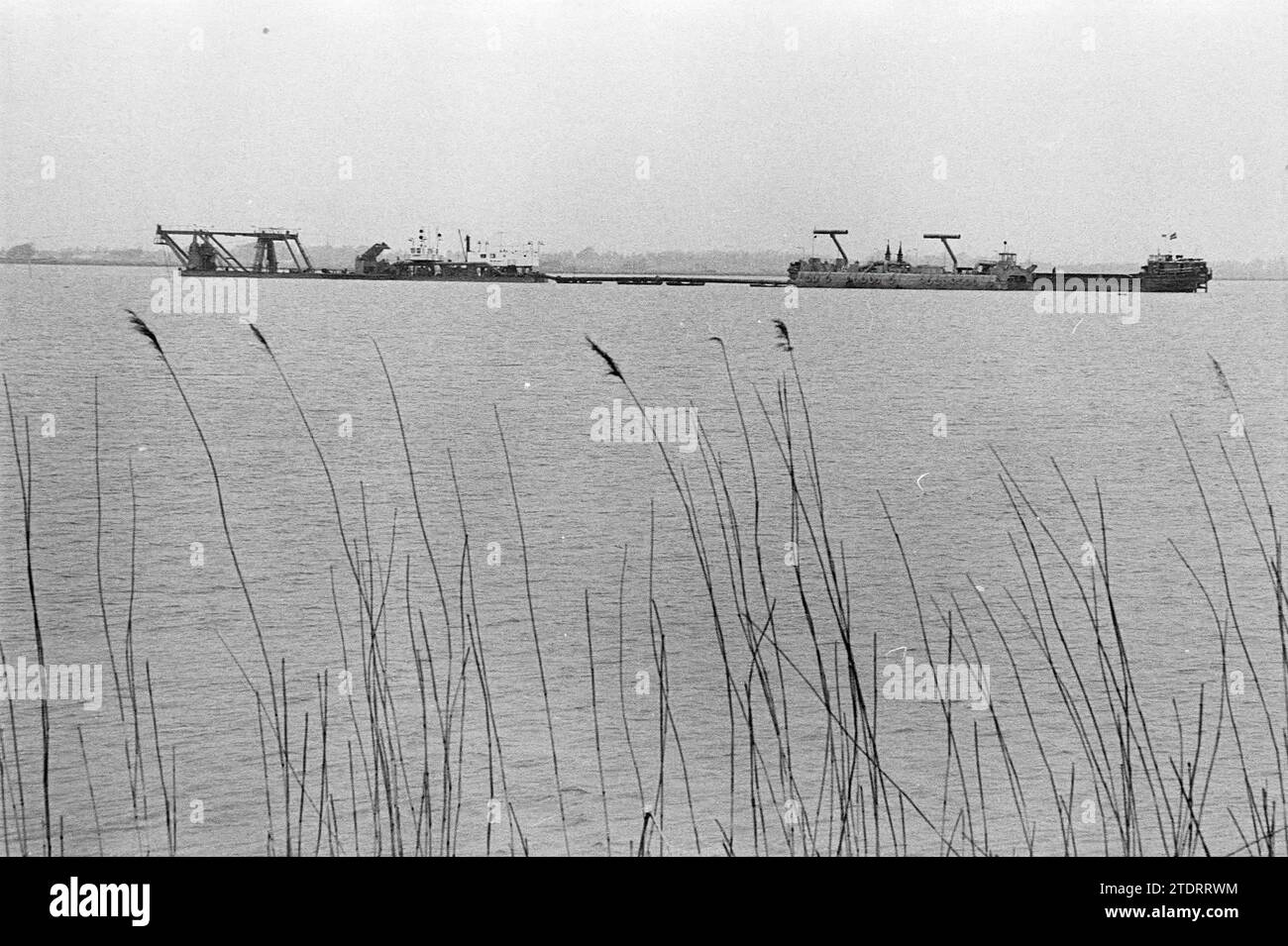 Sand dredgers in Alkmaardermeer, Sand, 09-05-1974, Whizgle News from the Past, Tailored for the Future. Explore historical narratives, Dutch The Netherlands agency image with a modern perspective, bridging the gap between yesterday's events and tomorrow's insights. A timeless journey shaping the stories that shape our future Stock Photo