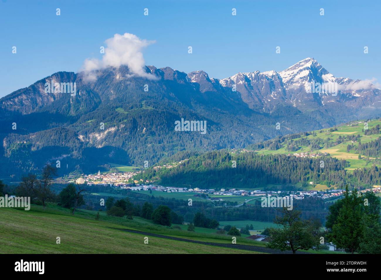 Thusis: view to Thusis, Alps in Viamala, Graubünden, Grisons, Switzerland Stock Photo
