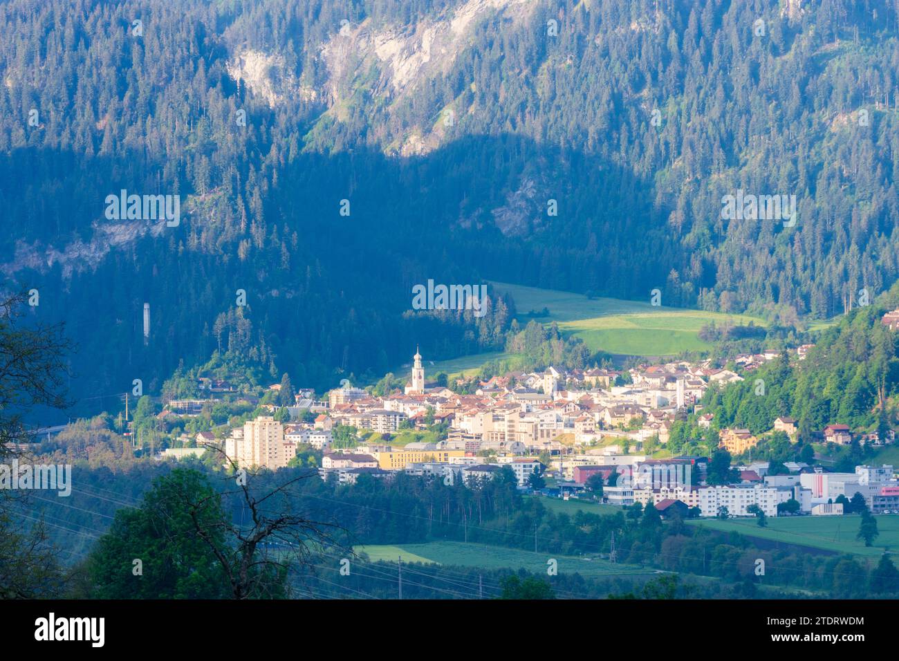 Thusis: view to Thusis, Alps in Viamala, Graubünden, Grisons, Switzerland Stock Photo