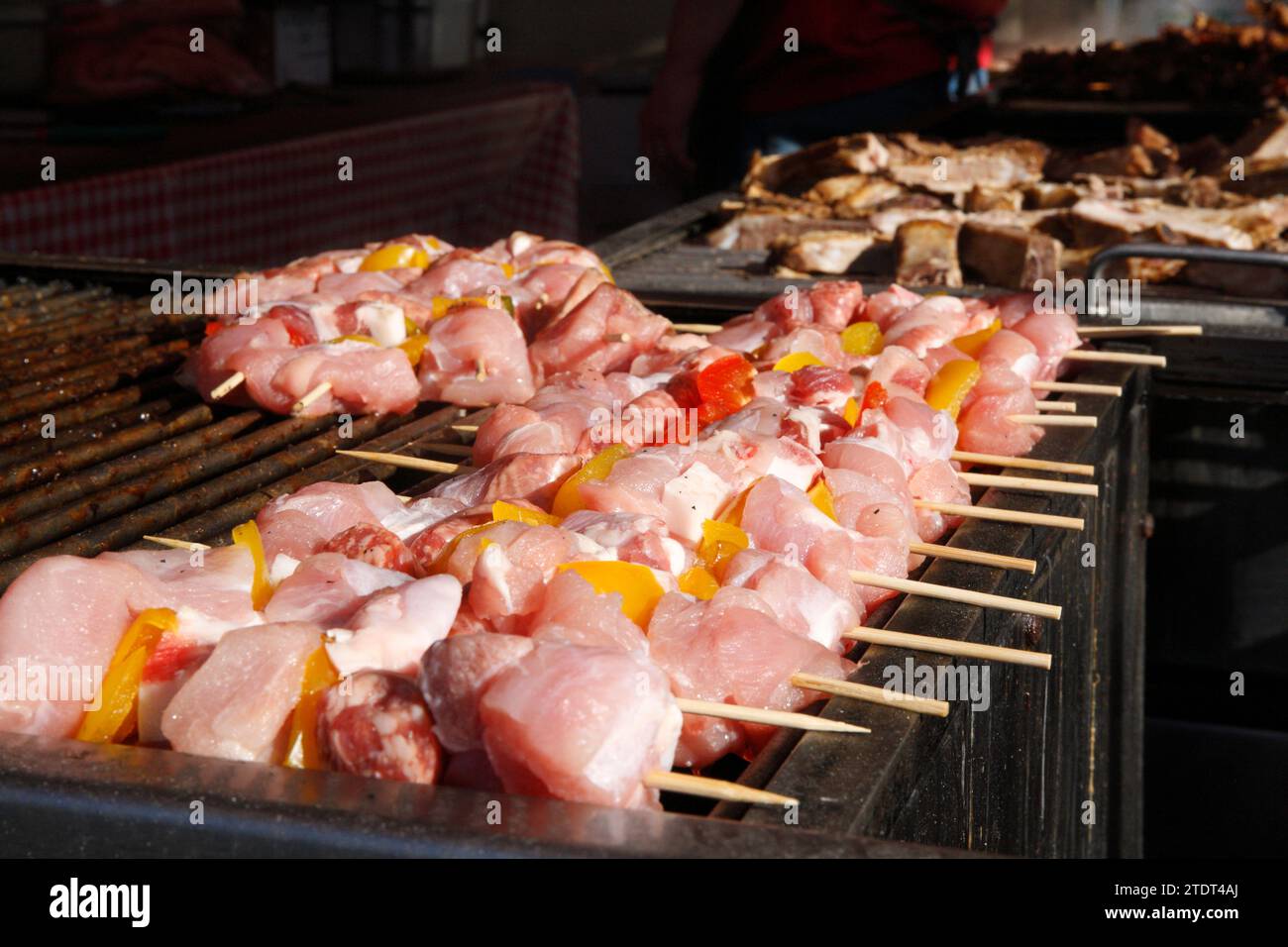 Italy Emilia Romagna - Santarcangelo di Romagna - San Martino Fair 2023: roasted skewers Stock Photo