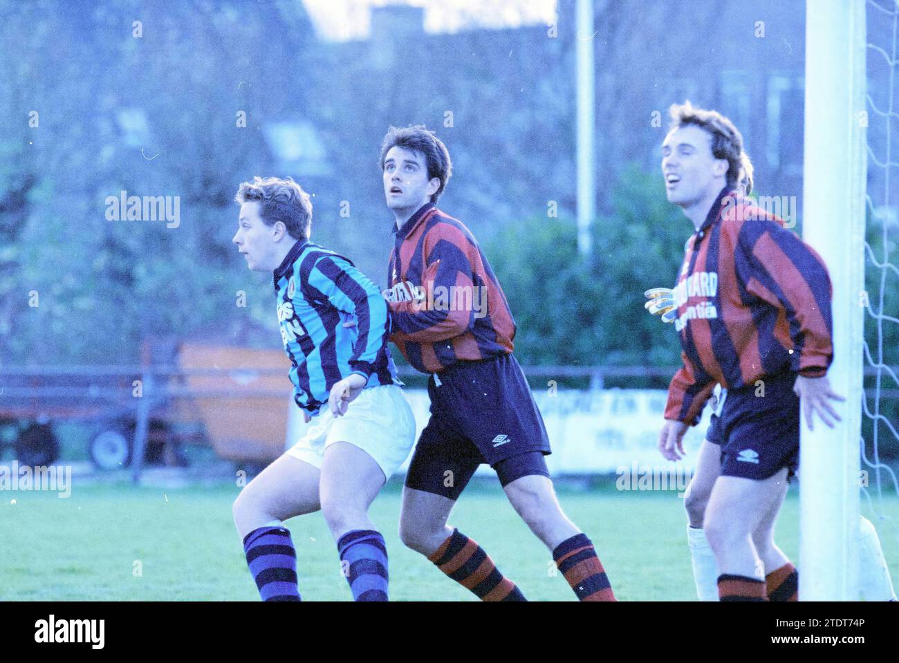 Football, RCH - EDO, 03-12-1994, Whizgle News from the Past, Tailored for the Future. Explore historical narratives, Dutch The Netherlands agency image with a modern perspective, bridging the gap between yesterday's events and tomorrow's insights. A timeless journey shaping the stories that shape our future Stock Photo