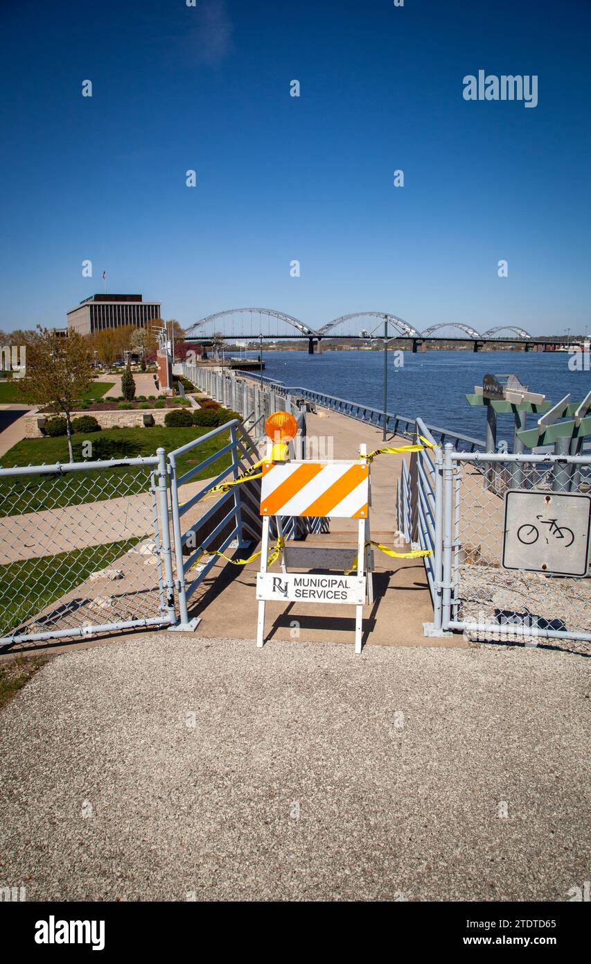 Temporary flood walls along the Mississippi River Stock Photo