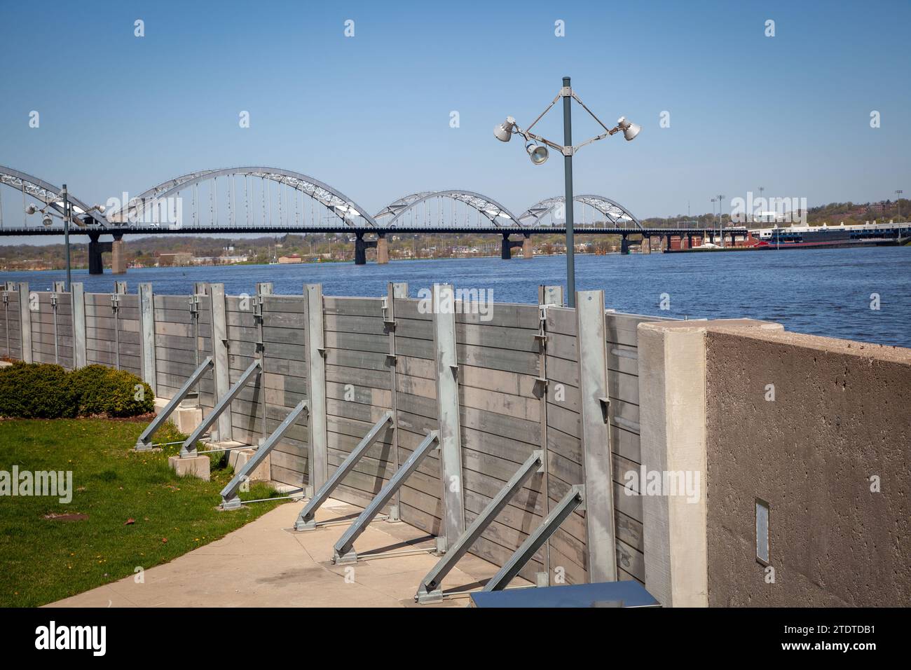 Temporary flood walls along the Mississippi River Stock Photo