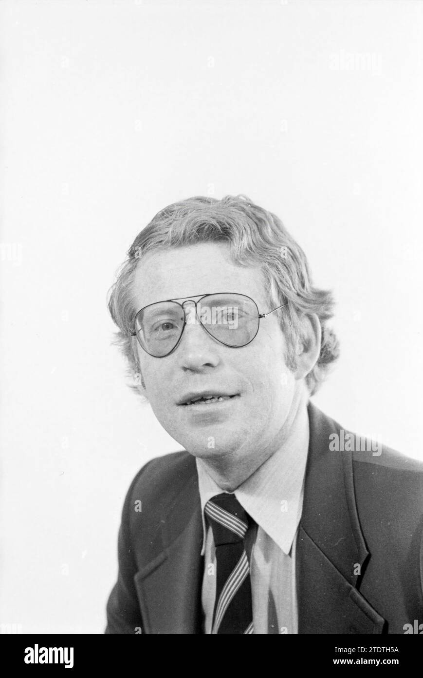 Passport photo Kees Zwanenburg Vomar, Vomar, 17-08-1978, Whizgle News ...