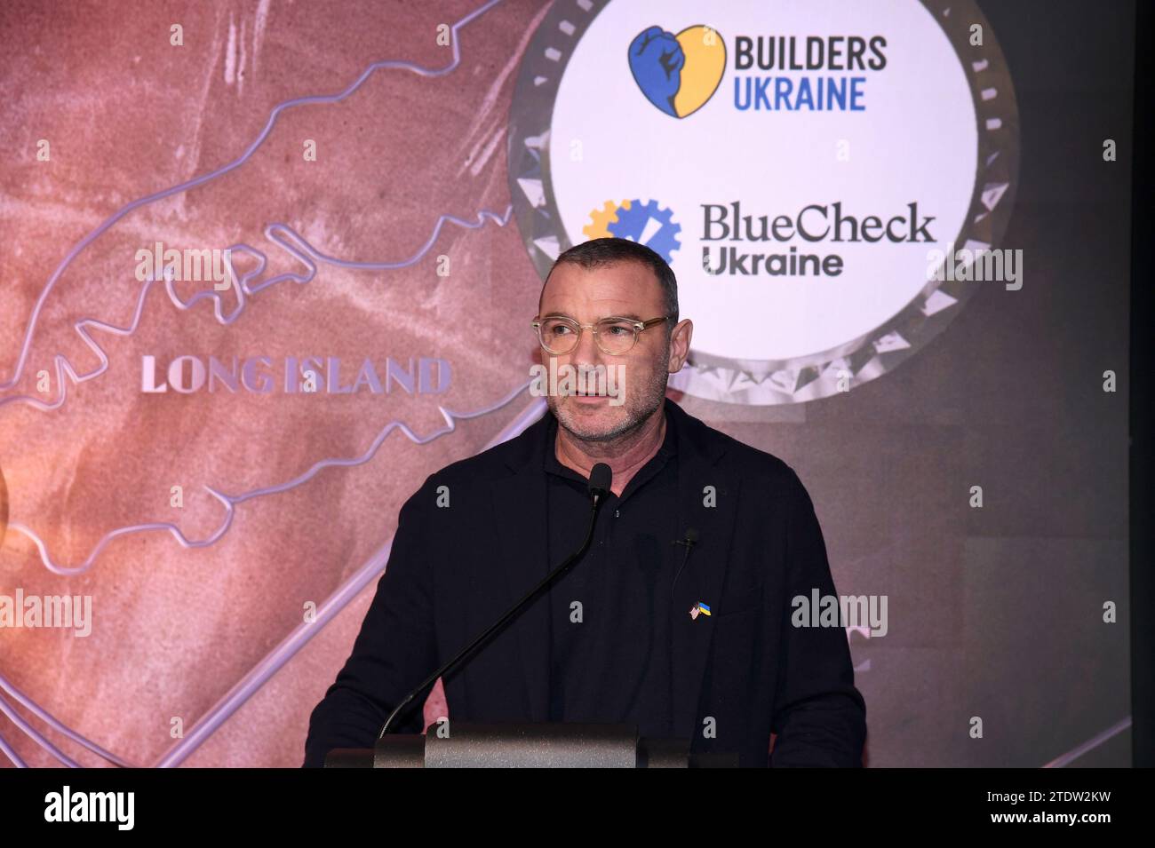 New York, USA. 19th Dec, 2023. Actor Liev Schreiber attends the