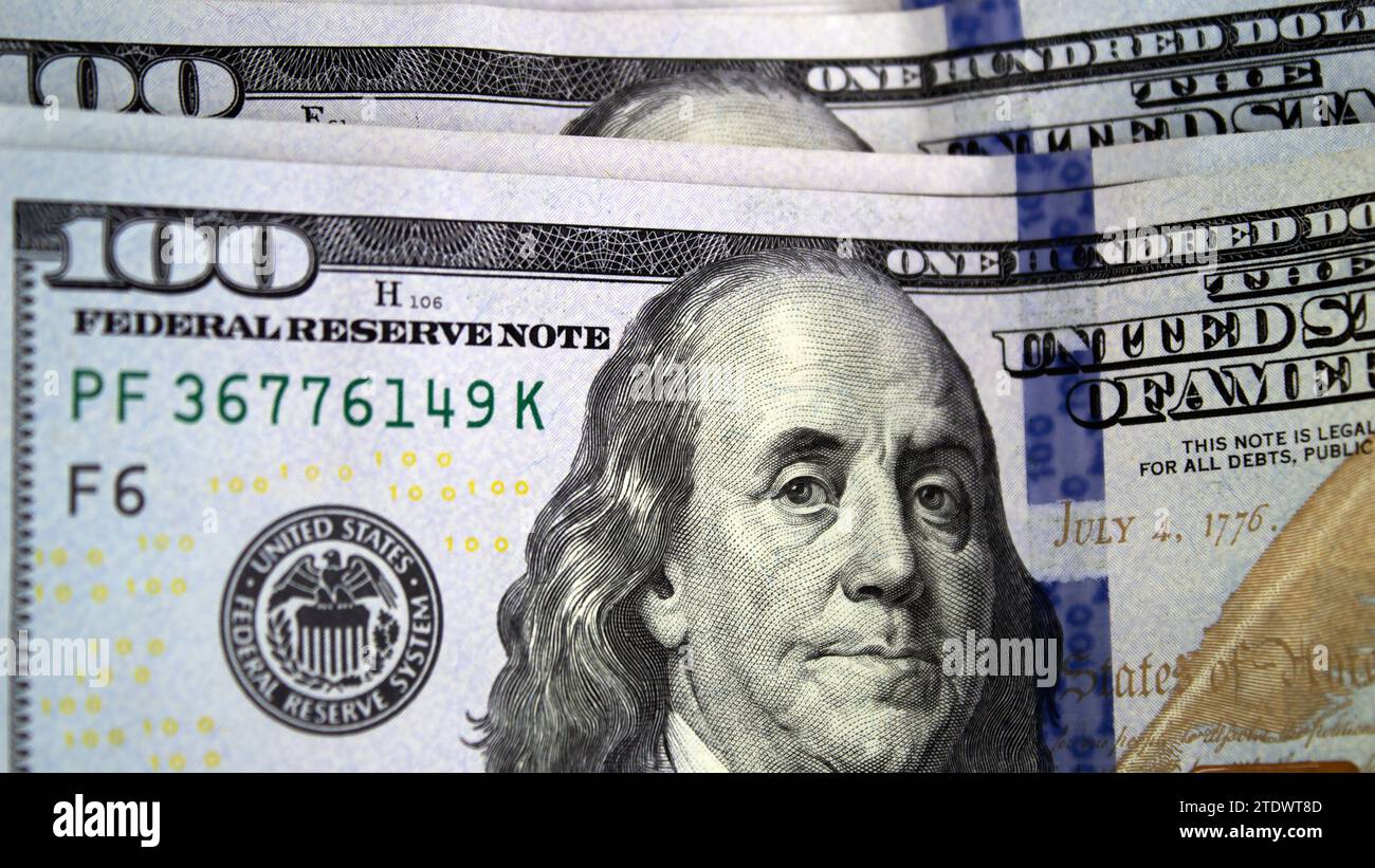stack-of-100-hundred-dollar-bills-stock-photo-alamy