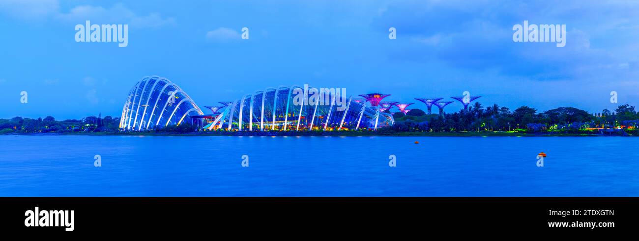 Singapore pano hi-res stock photography and images - Alamy