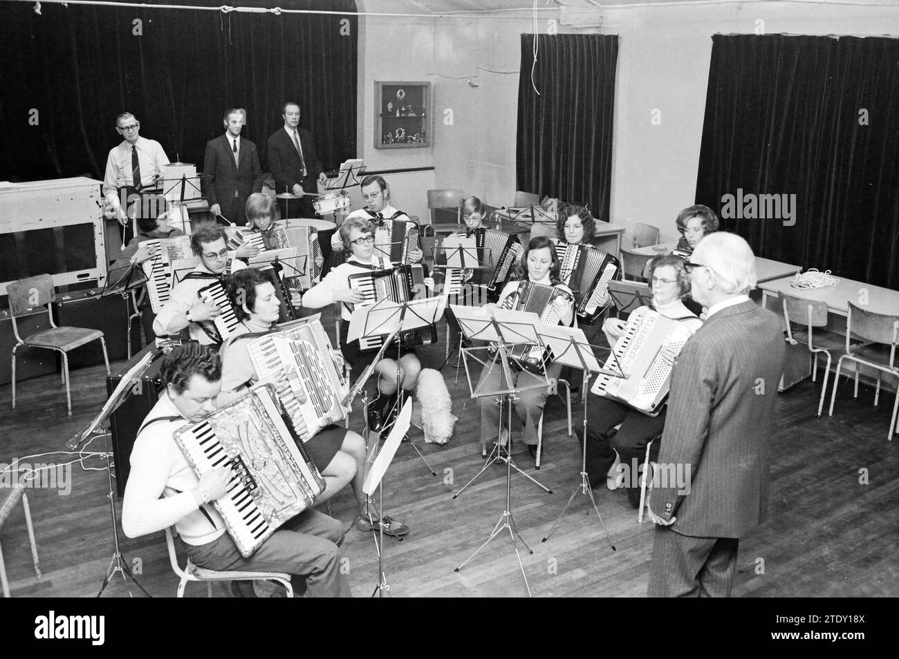 Accordion band beverwijk hires stock photography and images Alamy