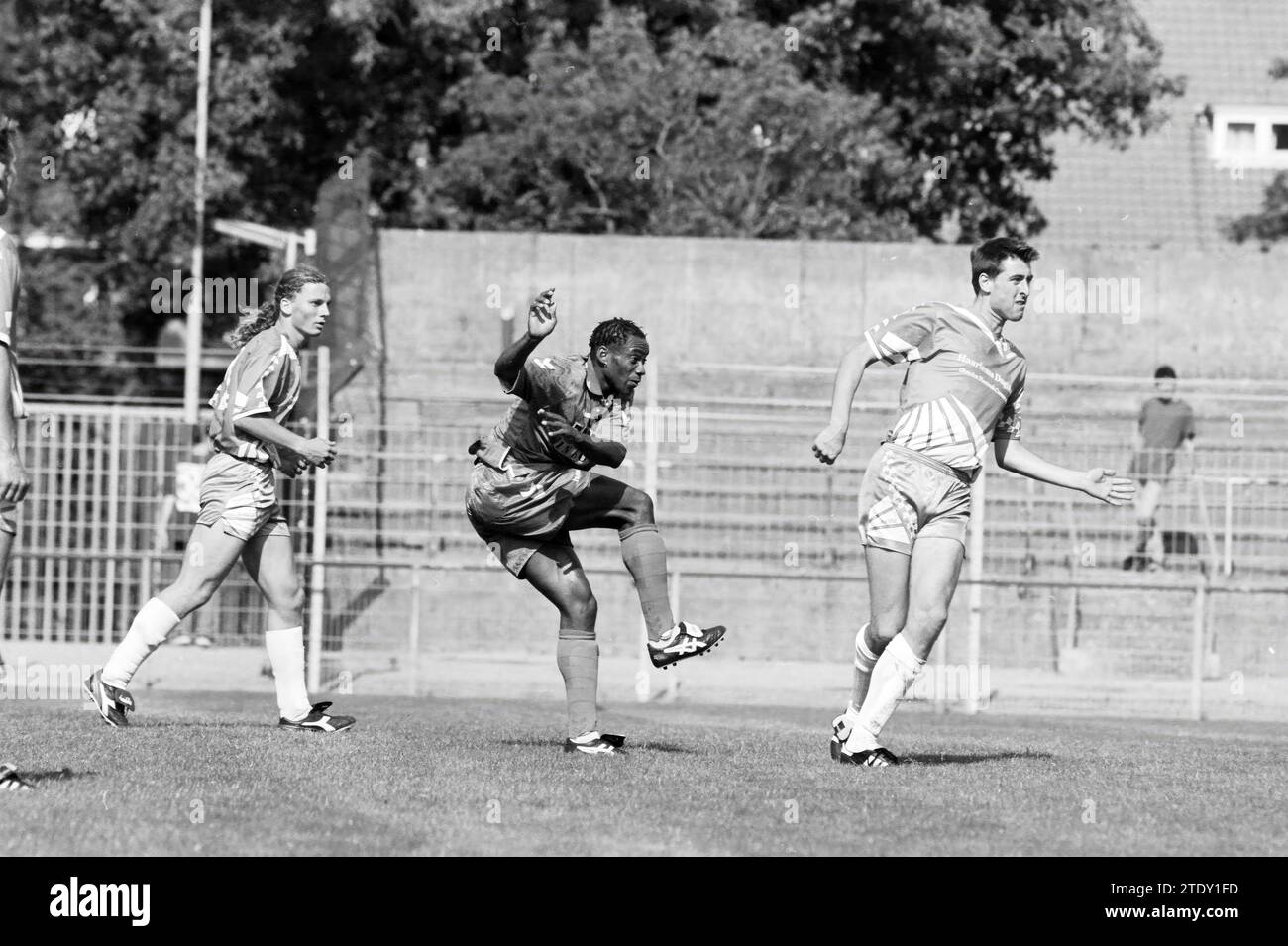 Football Haarlem-Kennemerland amateurs, 03-08-1996, Whizgle News from the Past, Tailored for the Future. Explore historical narratives, Dutch The Netherlands agency image with a modern perspective, bridging the gap between yesterday's events and tomorrow's insights. A timeless journey shaping the stories that shape our future. Stock Photo