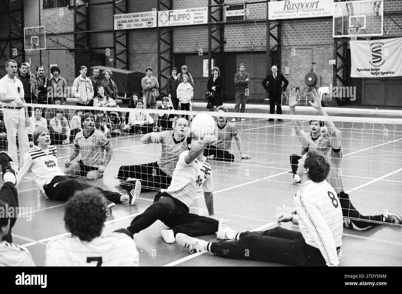 disabled-sports-day-kennermersporthal-disabled-mentally-disturbed-04