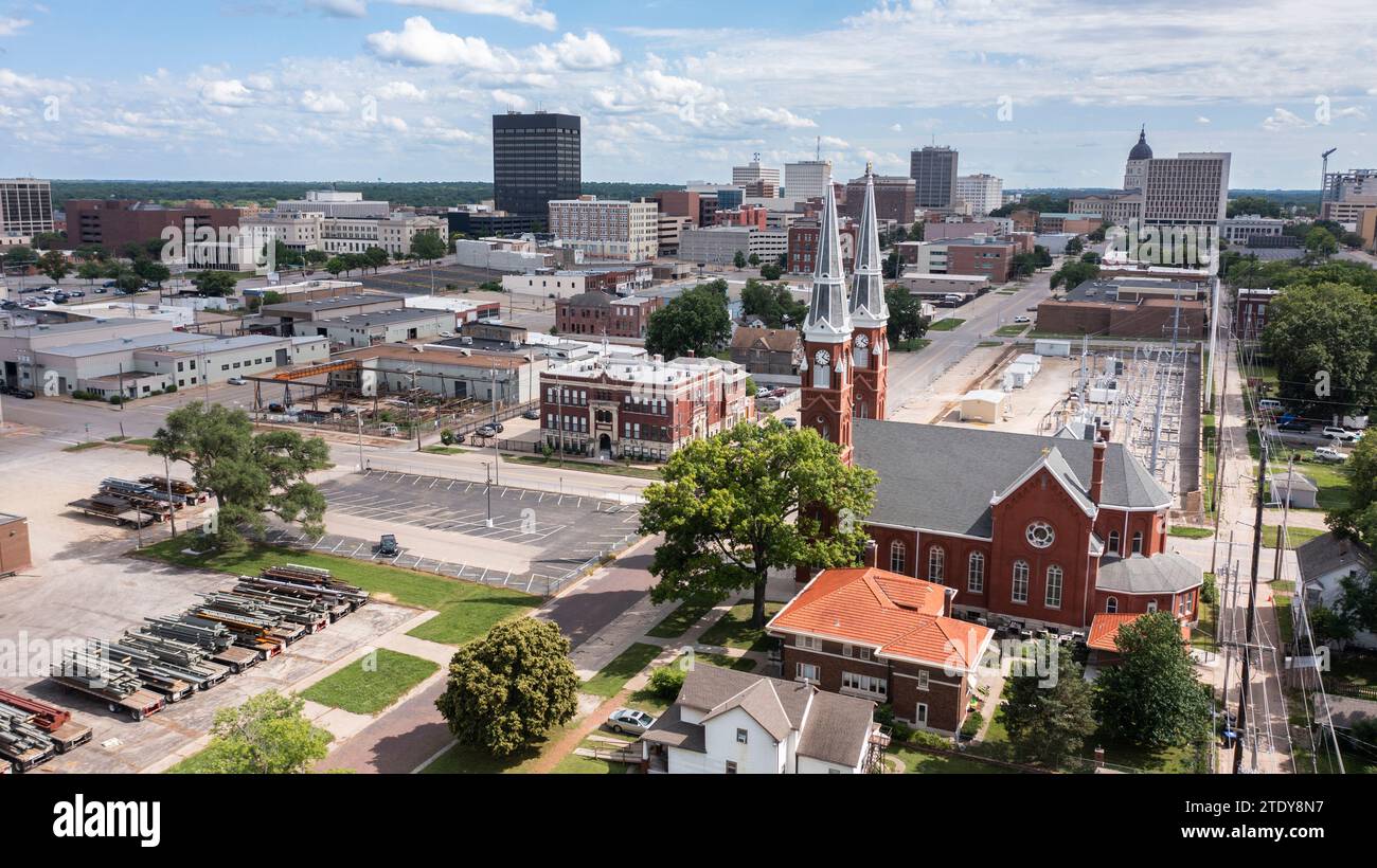 Downtown topeka kansas hi-res stock photography and images - Alamy