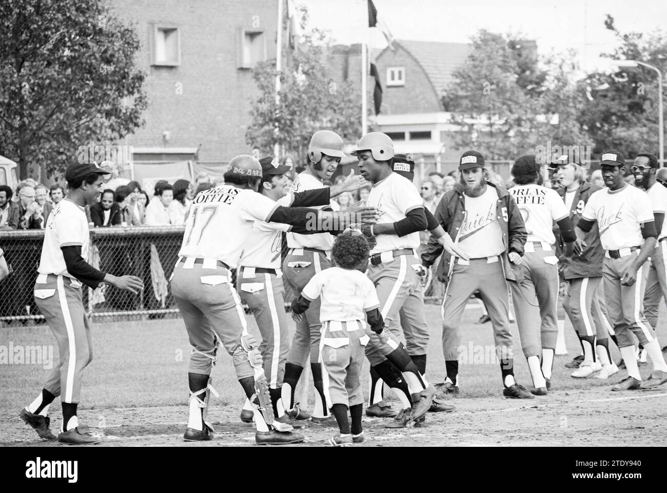 Baseball Action '68 - Dorlas Quick, Baseball, 07-09-1975, Whizgle News from the Past, Tailored for the Future. Explore historical narratives, Dutch The Netherlands agency image with a modern perspective, bridging the gap between yesterday's events and tomorrow's insights. A timeless journey shaping the stories that shape our future. Stock Photo