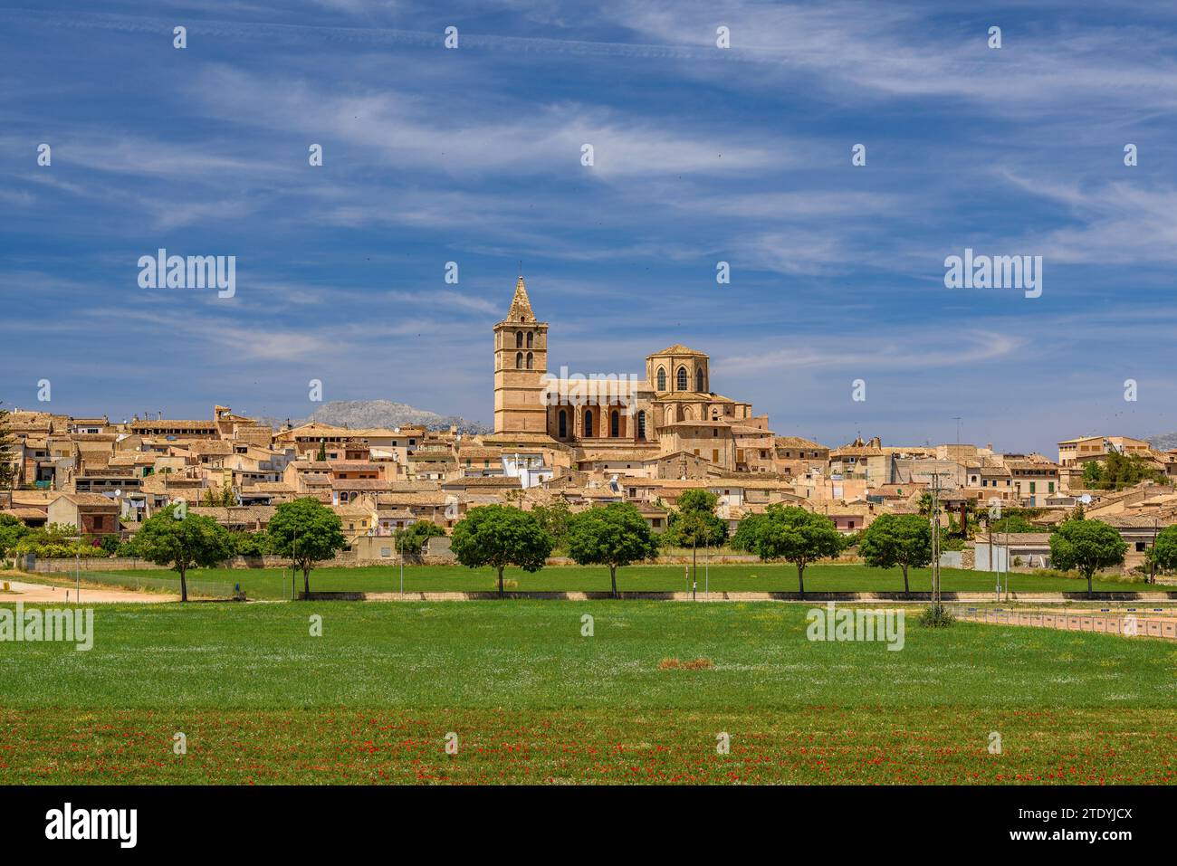 Primavera y arquitectura hi-res stock photography and images - Alamy
