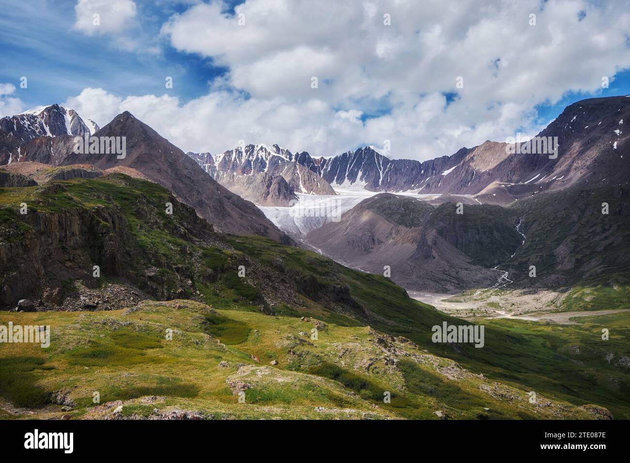 Trip through mountain valley of Altai mountains. Mountain peaks, rivers ...