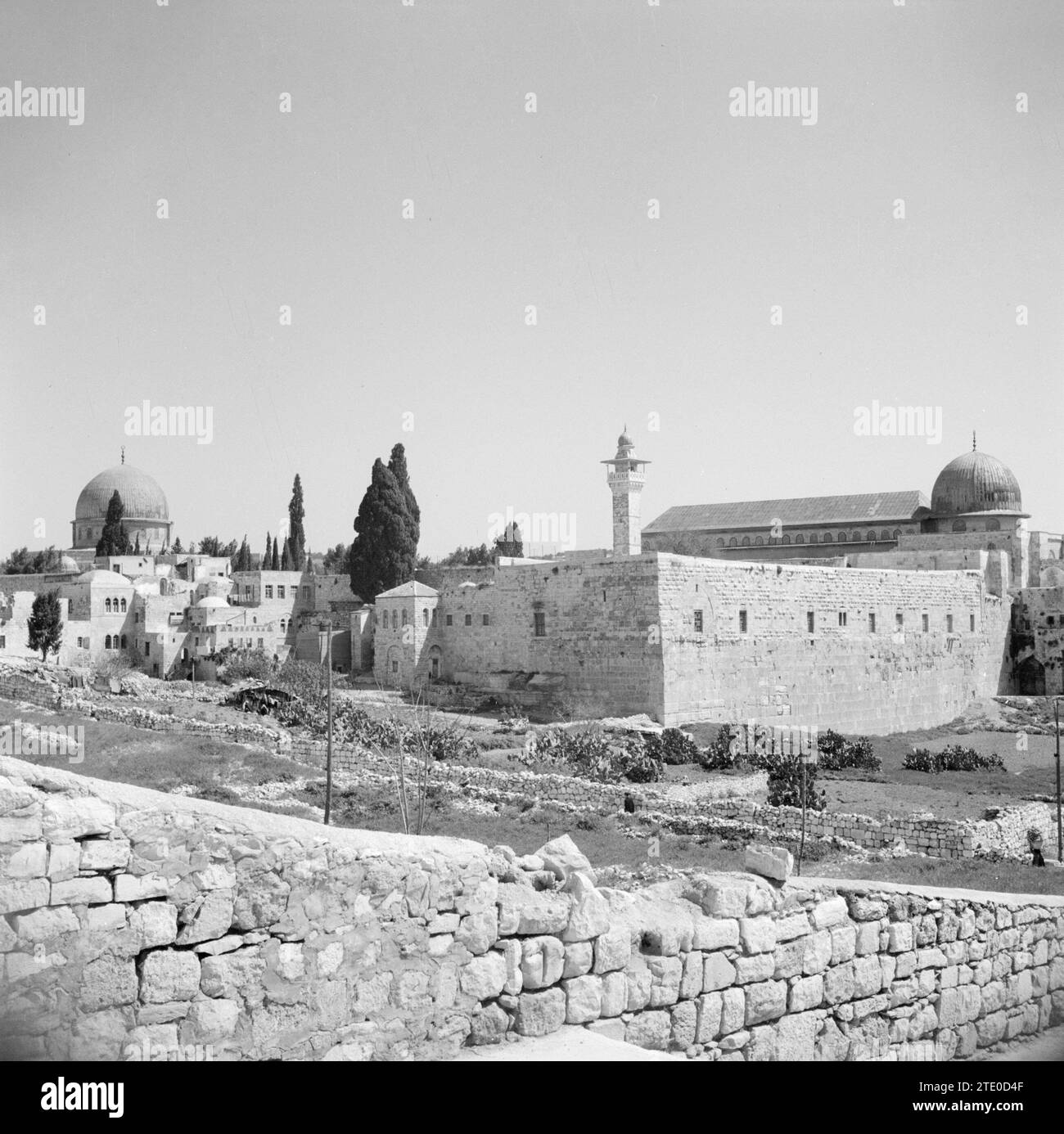 In Jewish Quarter. Al Aqsa mosque in the distance. Temple Square in the foreground ca. 1950-1955 Stock Photo