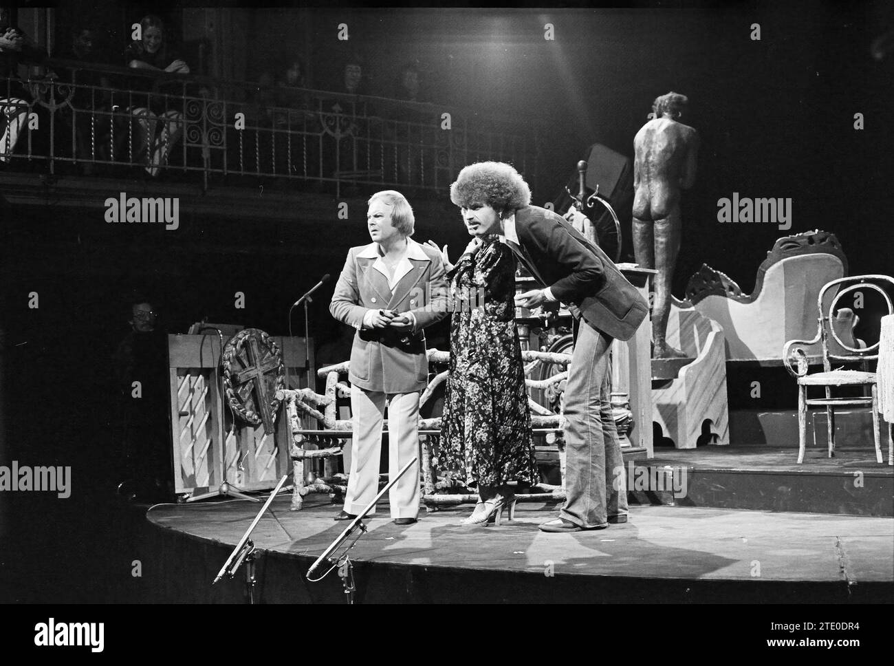 Cabaret Brakke Grond, Cabaret, Amsterdam, Nes, The Netherlands, 10-09-1975','11-09-1975, Whizgle News from the Past, Tailored for the Future. Explore historical narratives, Dutch The Netherlands agency image with a modern perspective, bridging the gap between yesterday's events and tomorrow's insights. A timeless journey shaping the stories that shape our future. Stock Photo