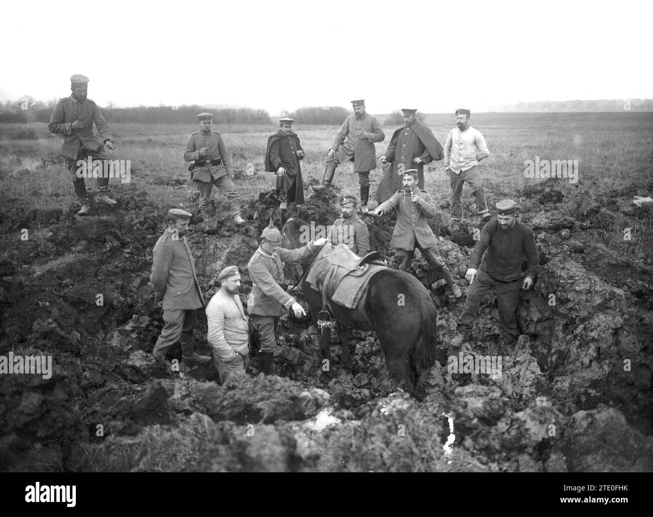 12/31/1914. Effects of a cannon shot. In the Huge Holes Opened by the Falling and Exploding Projectiles of Modern Heavy Artillery, Several Men and a Horse Can Comfortably Fit. Credit: Album / Archivo ABC / Jeff Hoffman Stock Photo