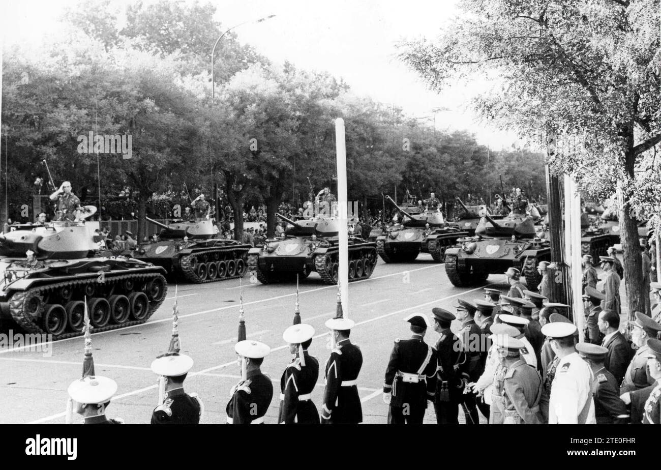 Tanks in the 1961 victory parade. Credit: Album / Archivo ABC / Manuel Sanz Bermejo Stock Photo