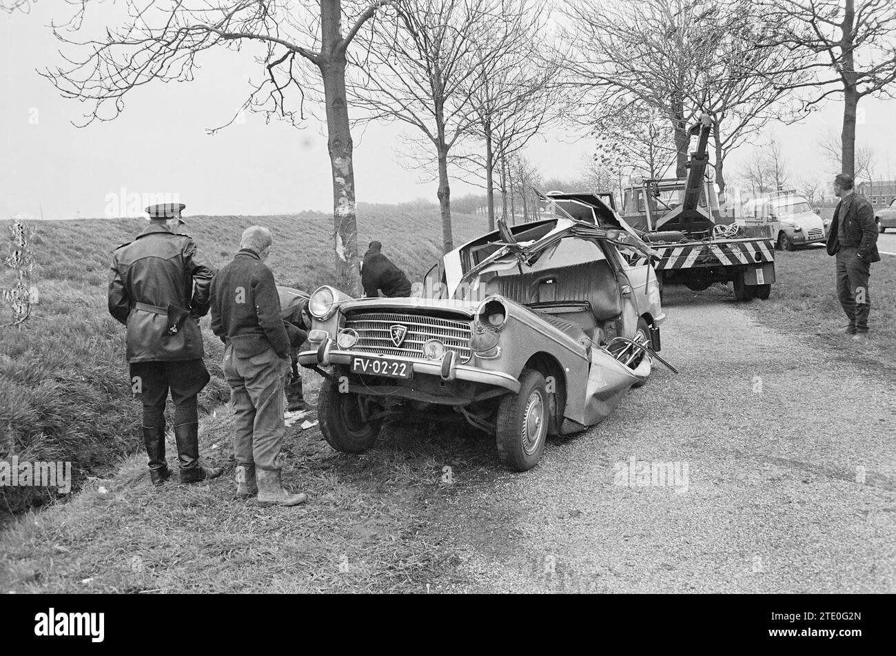 Peugeot car involved in an accident, 00-00-1970, Whizgle News from the Past, Tailored for the Future. Explore historical narratives, Dutch The Netherlands agency image with a modern perspective, bridging the gap between yesterday's events and tomorrow's insights. A timeless journey shaping the stories that shape our future. Stock Photo