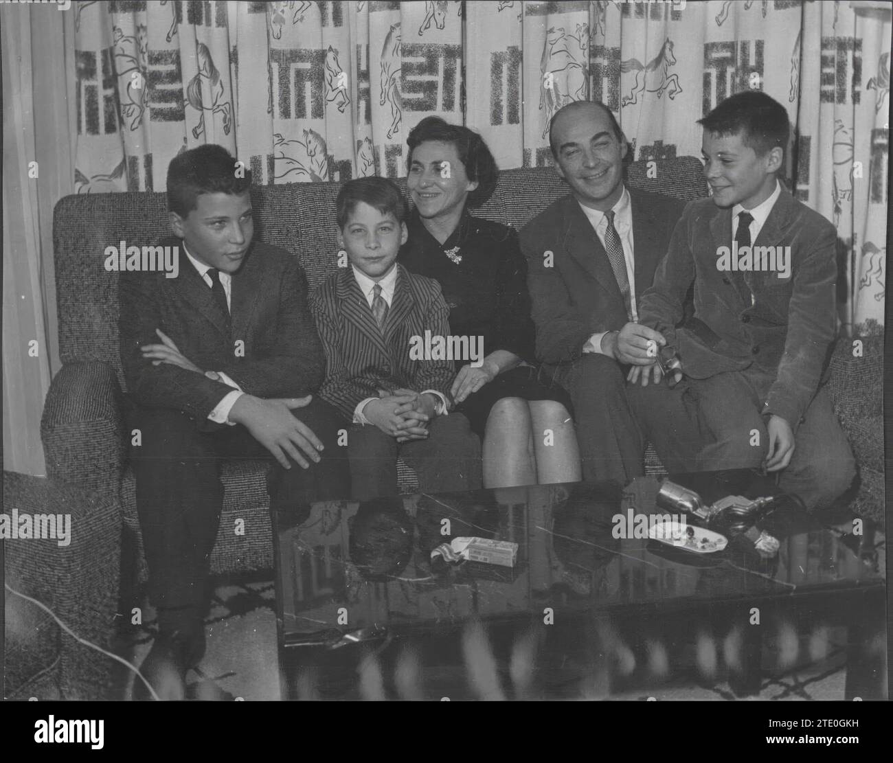 11/30/1959. Dr. Kornberg, in Madrid since the night of the 24th Dr