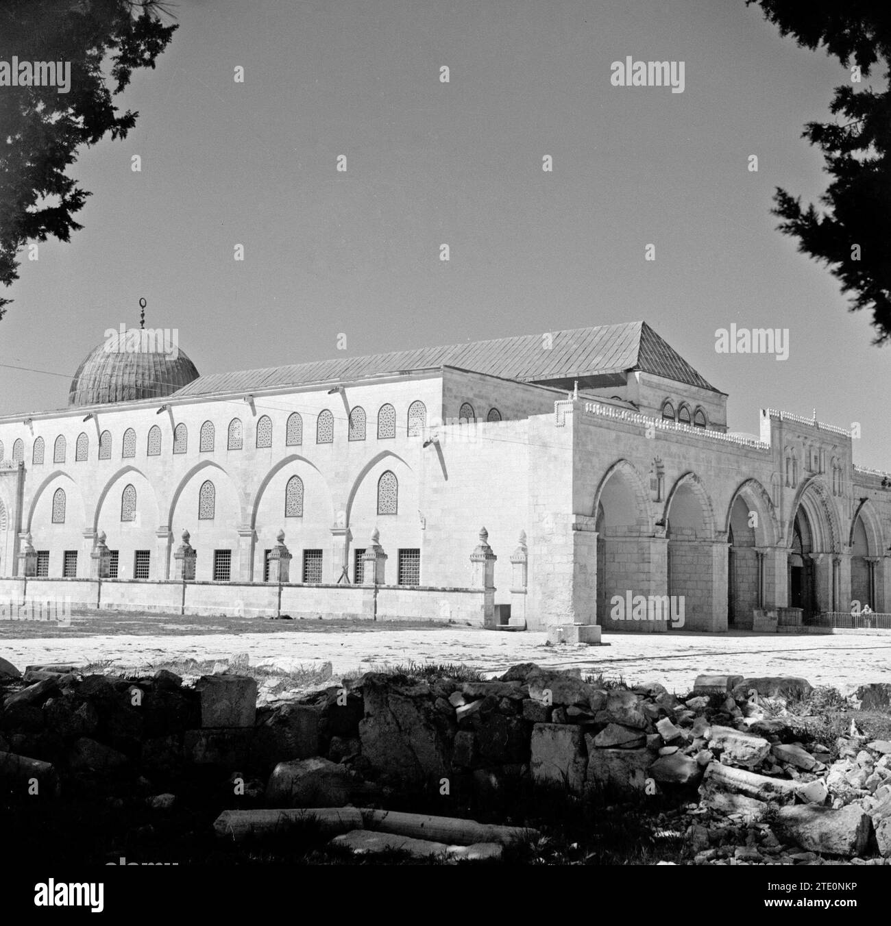 Al Haram esh-Sharif - Temple Mount. Forecourt and Al Aqsa mosque with entrance ca. 1950-1955 Stock Photo