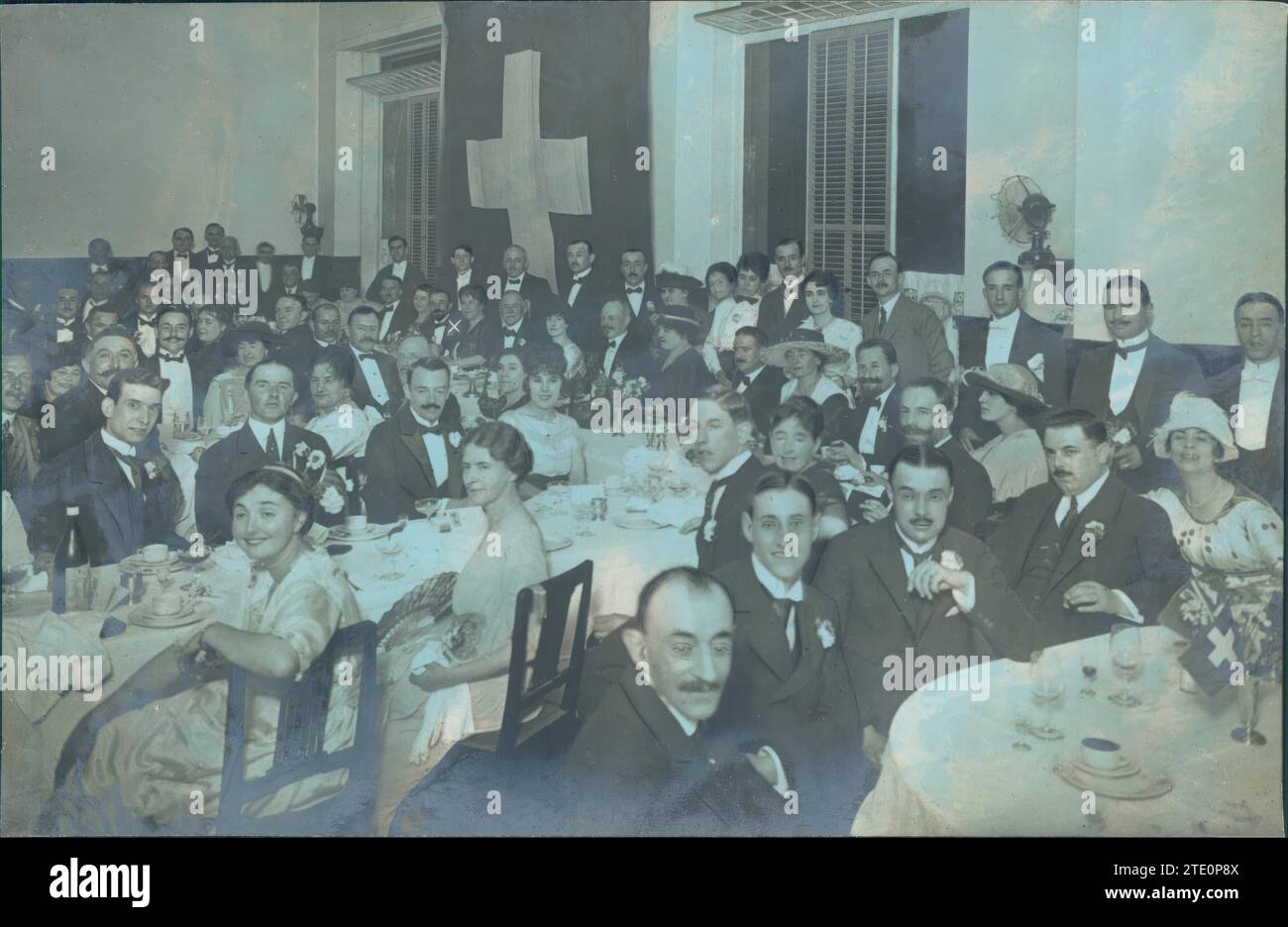 06/14/1919. Barcelona. A banquet. The Swiss Minister in Madrid, Mr. Mengotti (X), at the banquet given by the Swiss Colony as a gift to him and that of the new consul in Barcelona, Mr. Nippel. Credit: Album / Archivo ABC / Josep Brangulí Stock Photo