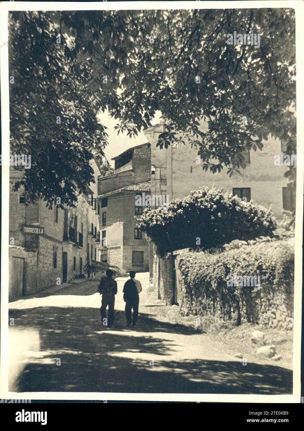 03/31/1946. Tower in Cameros (La Rioja). In the background, the house where Sagasta was born. Credit: Album / Archivo ABC Stock Photo