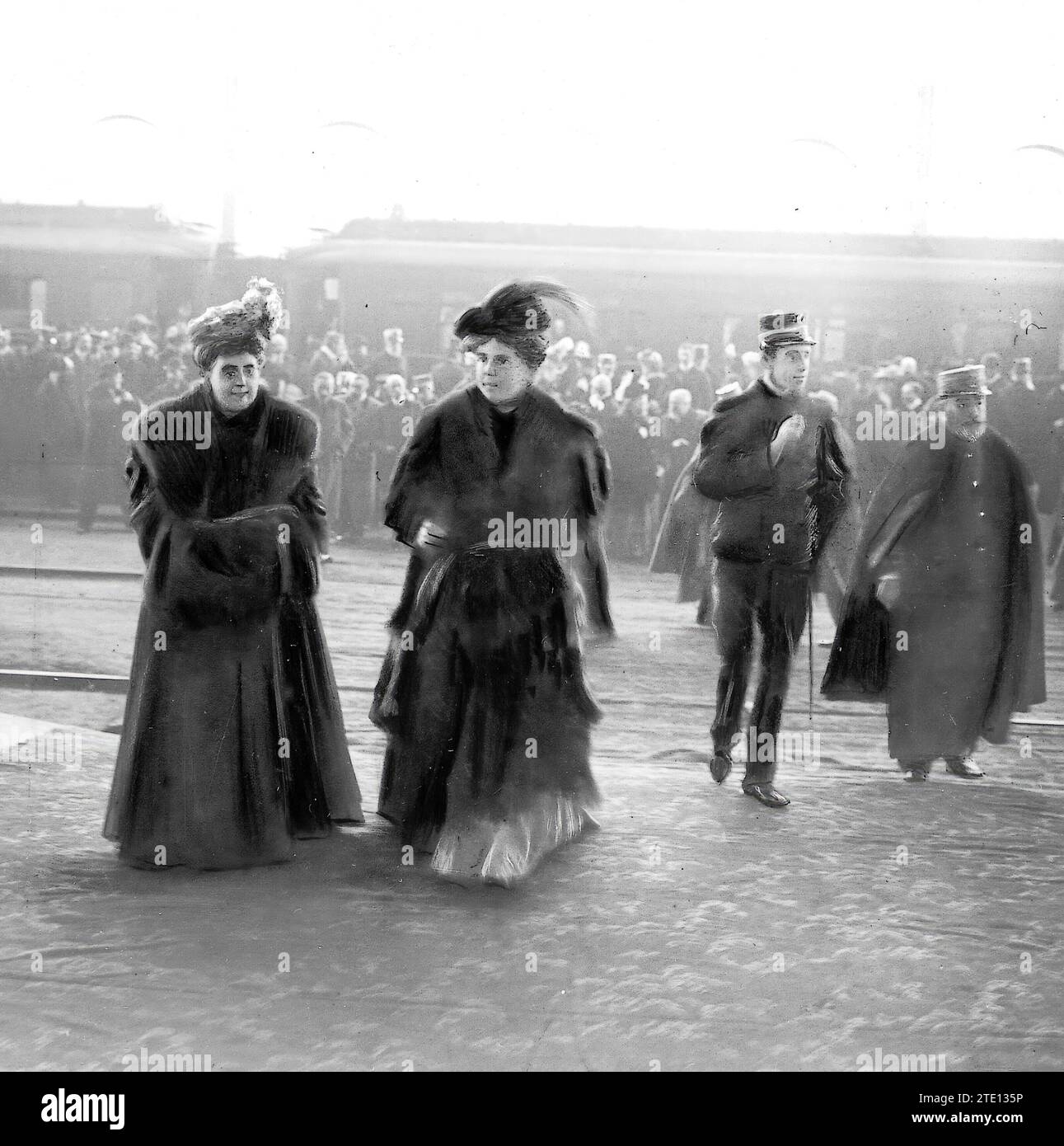 01/31/1907. Queen Victoria's mother in Madrid. Arrival of Princess Beatrix of Wattemberg at the North Station. Credit: Album / Archivo ABC / Francisco Goñi Stock Photo