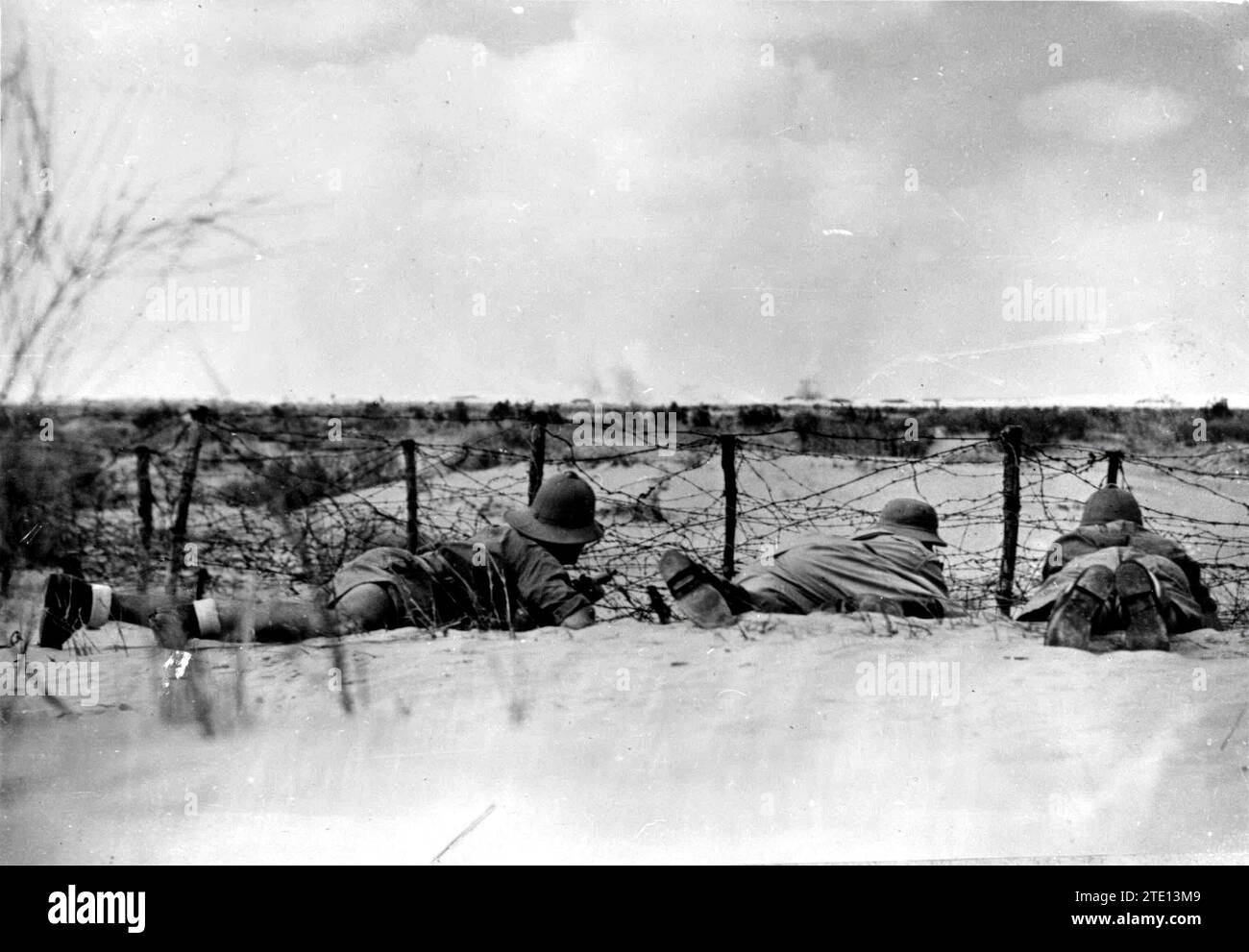 1942 can world war Black and White Stock Photos & Images - Alamy