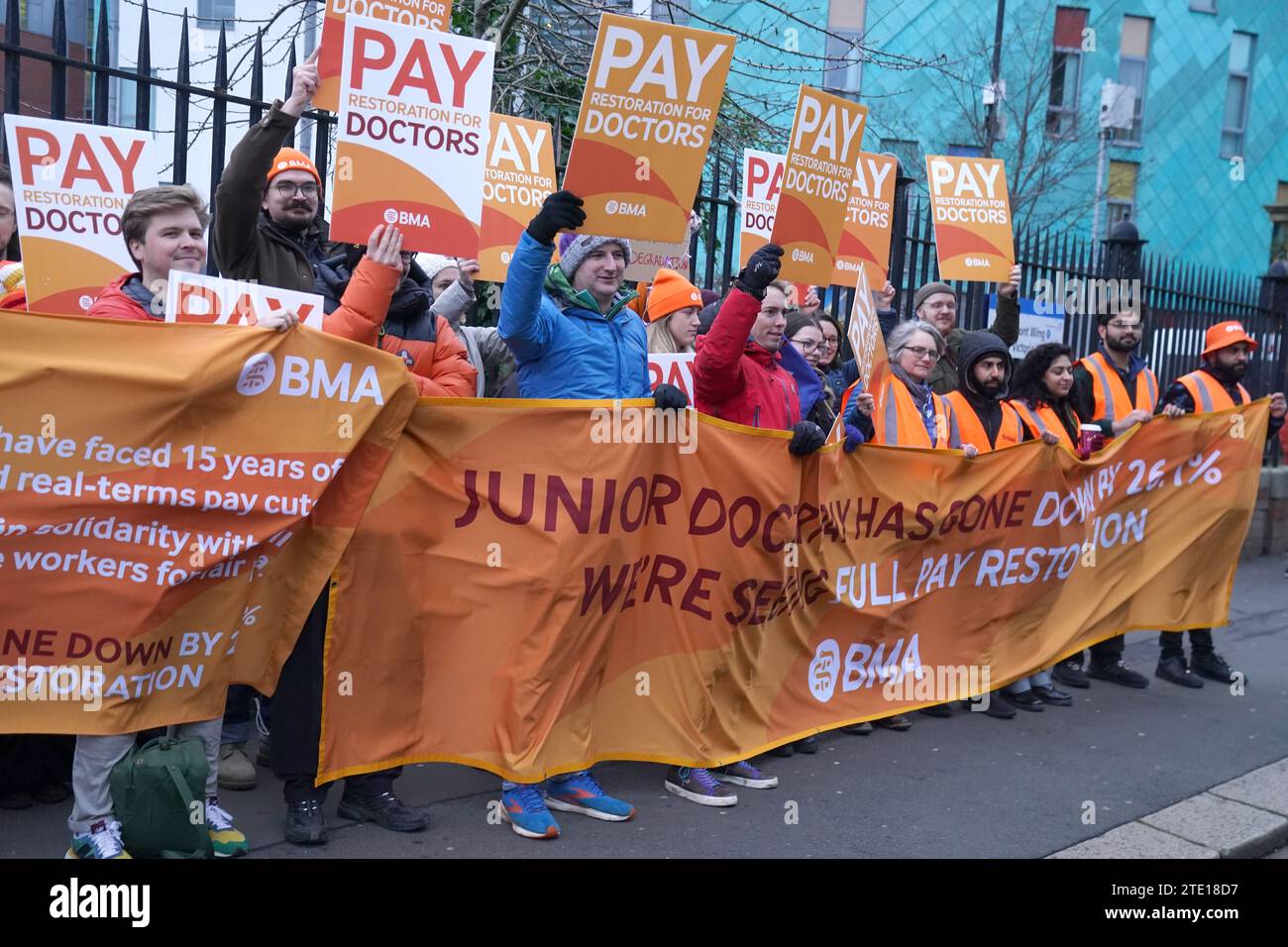 Junior doctors and members of the British Medical Association (BMA) on ...