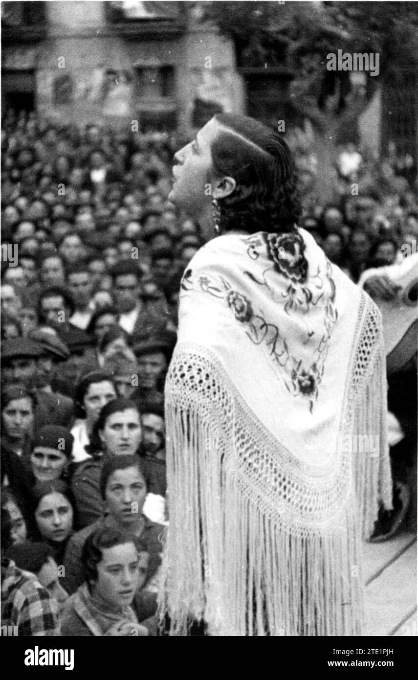 04/30/1937. Tribute to Mexico on the first of May, in Caspe (Zaragoza). Credit: Album / Archivo ABC / Agullo Padros Stock Photo