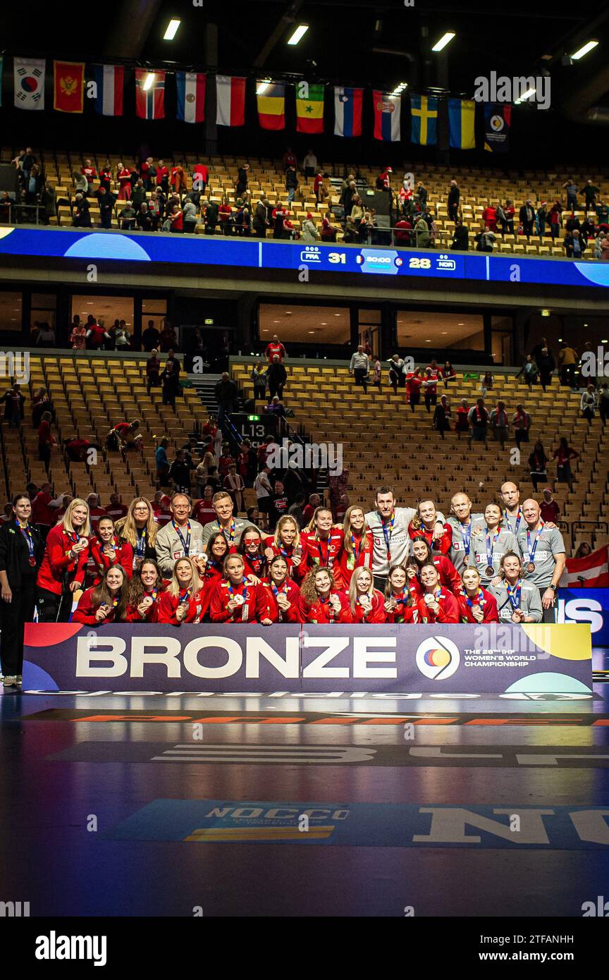 Herning, Denmark. 17th, December 2023. The bronze medal winners of