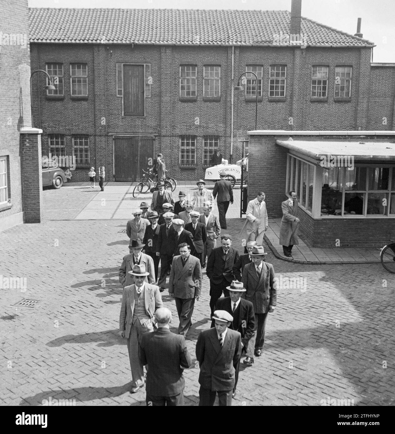 Porters lodge Black and White Stock Photos & Images - Alamy