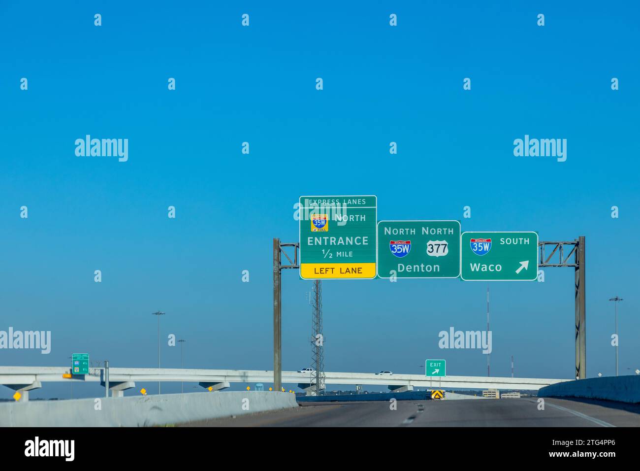 Signage denton north entrance to waco south and express lane at a ...