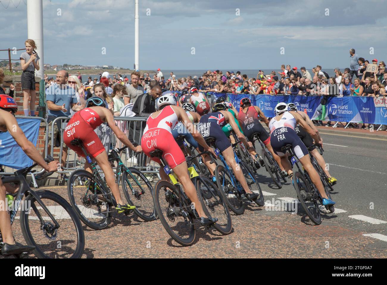Crowds watch the elite athletes in the World Triathlon Championship Series in Sunderland, England July 2023 Stock Photo