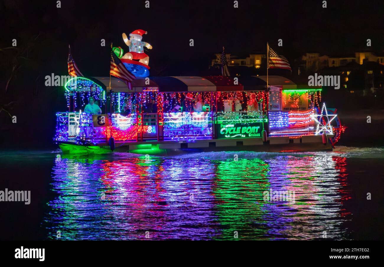 Marco, USA. 20th Dec, 2023. Marco Island Christmas Island Style boat