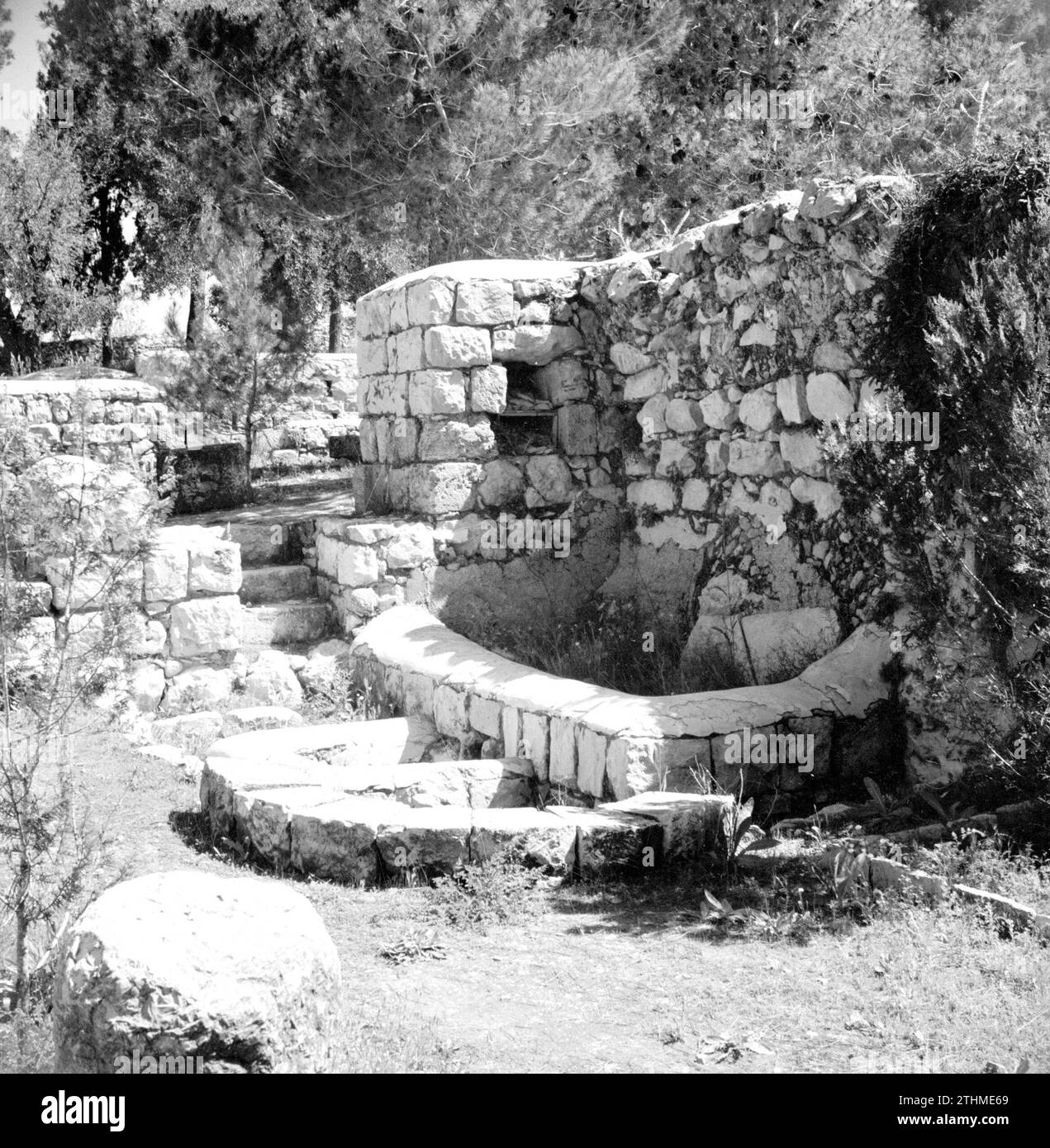 Remains roman Black and White Stock Photos & Images - Alamy