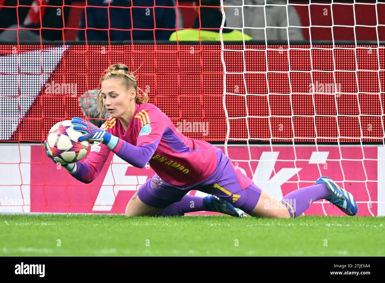AMSTERDAM - Ajax goalkeeper Regina van Eijk during the UEFA Women's ...