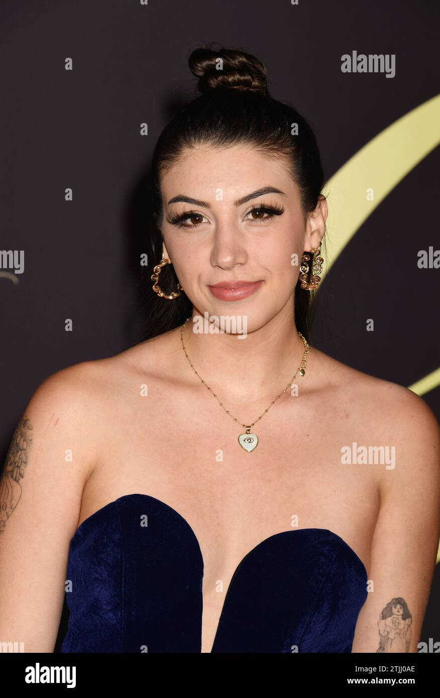 LOS ANGELES, CALIFORNIA - DECEMBER 19: Kelsi Davies attends the Los