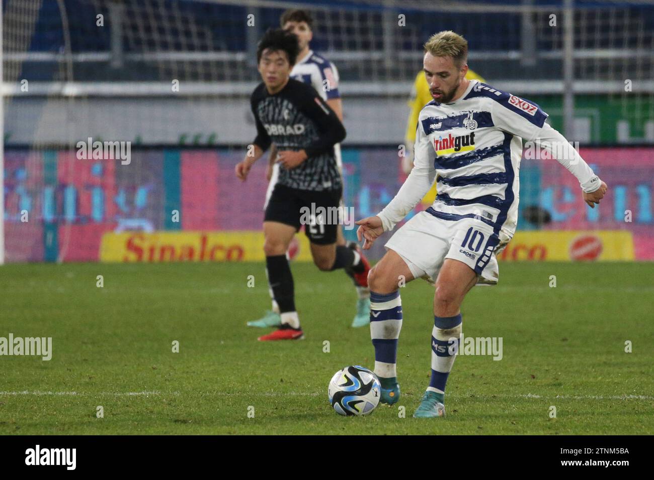 Duisburg, Deutschland. 20th Dec, 2023. Duisburg, Deutschland 20 ...