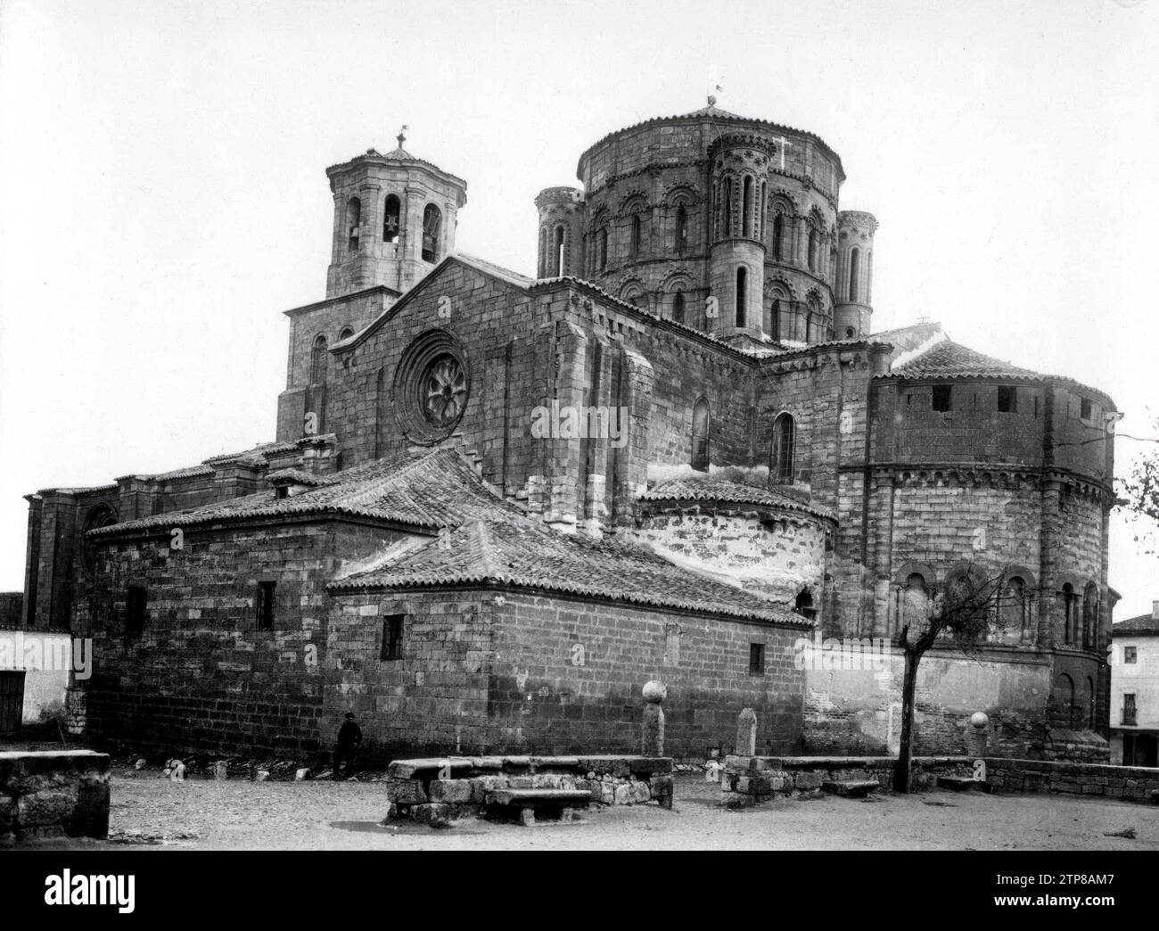 12/31/1929. Appearance of the El Toro collegiate church (Zamora). Credit: Album / Archivo ABC Stock Photo