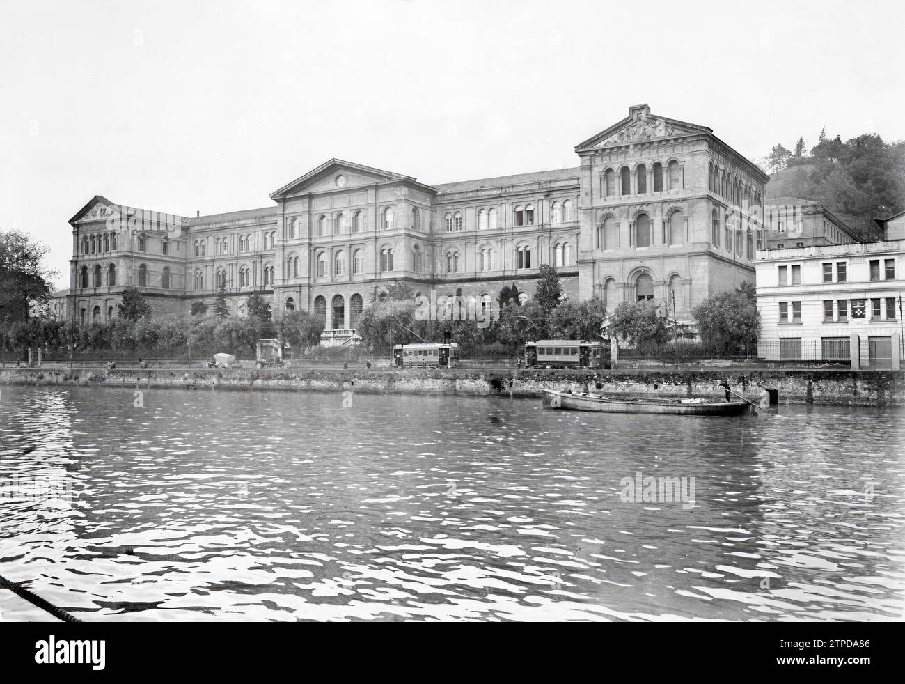 The seizure by the state of the assets of the company of Jesus. The Famous University of Deusto in 1932. Credit: Album / Archivo ABC / Espiga Stock Photo