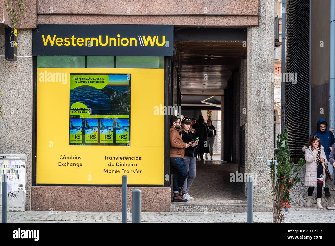 Western Union stores in Portugal Stock Photo Alamy